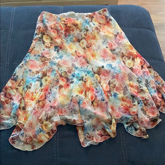 Dress Barn Flower Skirt - Picture 1 of 3